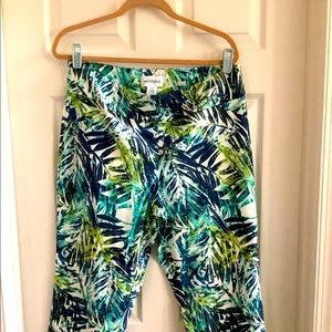 Straight leg ankle pants